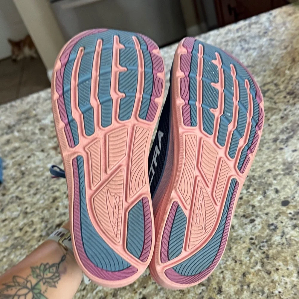 Altra Women's Navy and Pink Athletic Running Shoes
